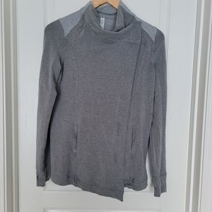 Lululemon size 4 wrap jacket